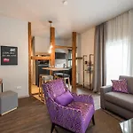 Statthotel Bed & Breakfast 4*