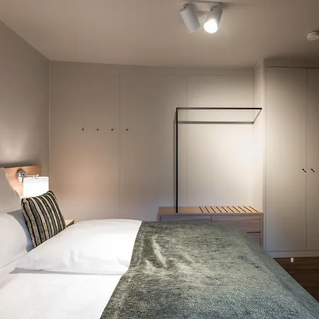 Alojamento de Acomodação e Pequeno-almoço Statthotel