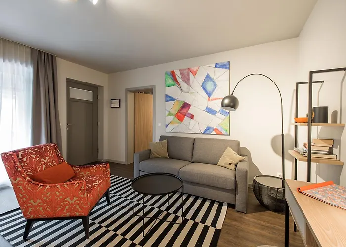 Statthotel Bed & Breakfast 4*